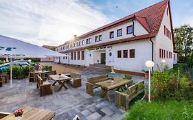 Hotel Und Restaurant 