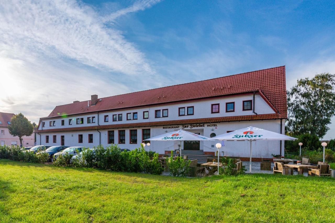 Hotel Und Restaurant "Zur Zwiebel" Peenemunde Exterior photo